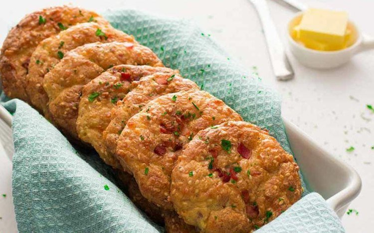 slanino-syrovo-bylinkové-rožky