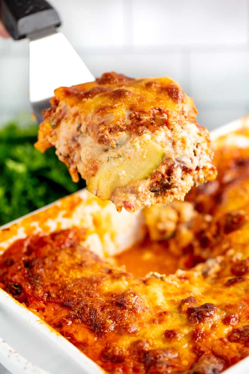 Keto recepty na baklažán z cukety baklažánu z lasagne s nízkym obsahom sacharidov a mletého mäsa