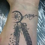 татуировка за мъже # 330 е готина версия на модела, която може успешно да се използва за трансформиране и прилагане като татуировка на ръката за мъже
