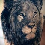 татуировка за мъже # 82 е достойна версия на модела, която може лесно да се използва за трансформиране и прилагане като татуировка на гърба за мъже