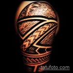 татуировка за мъже # 514 е достойна версия на модела, който може успешно да се използва за трансформиране и прилагане като татуировка на китката за мъже