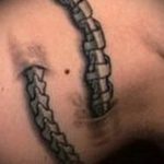 татуировка за мъже №916 - готина версия на картината, която може лесно да се използва за преразглеждане и нанасяне като татуировка на гърба за мъже