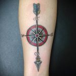 татуировка за мъже №390 - уникална версия на модела, която може лесно да се използва за промяна и нанасяне като татуировка на ръката за мъже