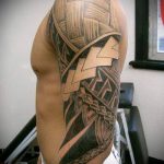 татуировка за мъже №925 - уникална версия на модела, която може успешно да се използва за преразглеждане и прилагане като амулети за татуировки за мъже