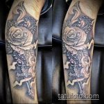 татуировка за мъже # 724 е готина версия на модела, която може лесно да се използва за промяна и нанасяне като татуировка на гърба за мъже