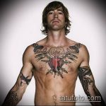 татуировка за мъже # 653 е готина версия на рисунка, която може успешно да се използва за преразглеждане и приложение като мъжки татуировки