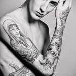 татуировка за мъже №241 - уникална версия на модела, която може успешно да се използва за обработка и нанасяне като татуировка на гърба за мъже