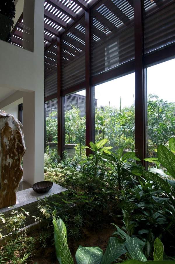 Zimná záhrada zasklenie dreva ochrana pred slnkom Zasklenie zimnej záhrady drevené prvky-ochrana pred slnkom