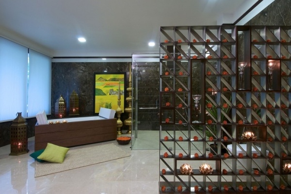 Kúpelňová vaňa design-doplnky do kúpeľne-volán Dizajn kúpeľňovej vane-doplnky do kúpeľne-Volánový dom