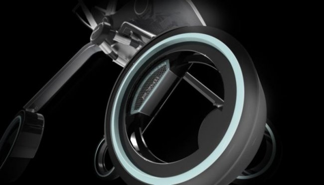 inovatívny kočík pre Porsche s detailným pohľadom na kolesá inovatívny-kočík-Porsche-kolesá-detail-pohľad