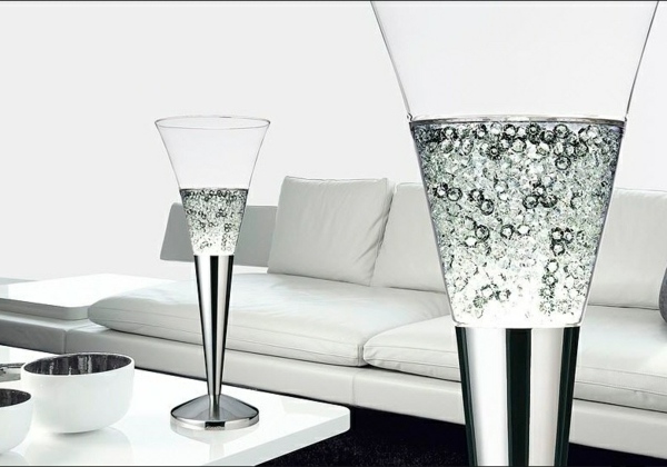 Stolová lampa moderného dizajnu