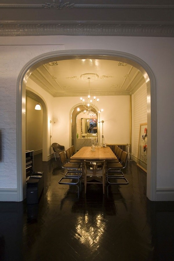 moderná interiérová jedáleň moderný interiér-jedáleň