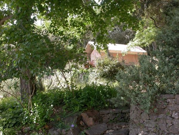 Glampingový trend táborovej dovolenky vo Francúzsku