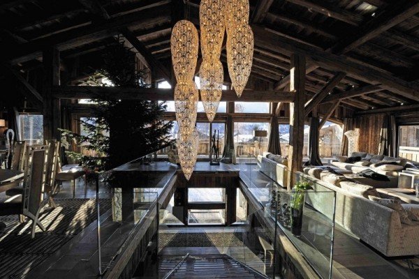 Luxusný závesný salónik s kryštálovou chatou