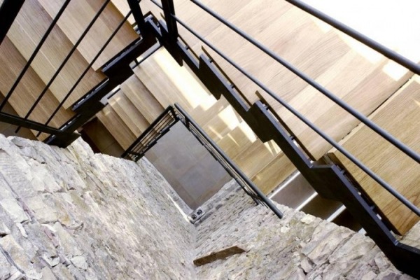 luxusný prázdninový dom v taliansku arrighi kamenný les