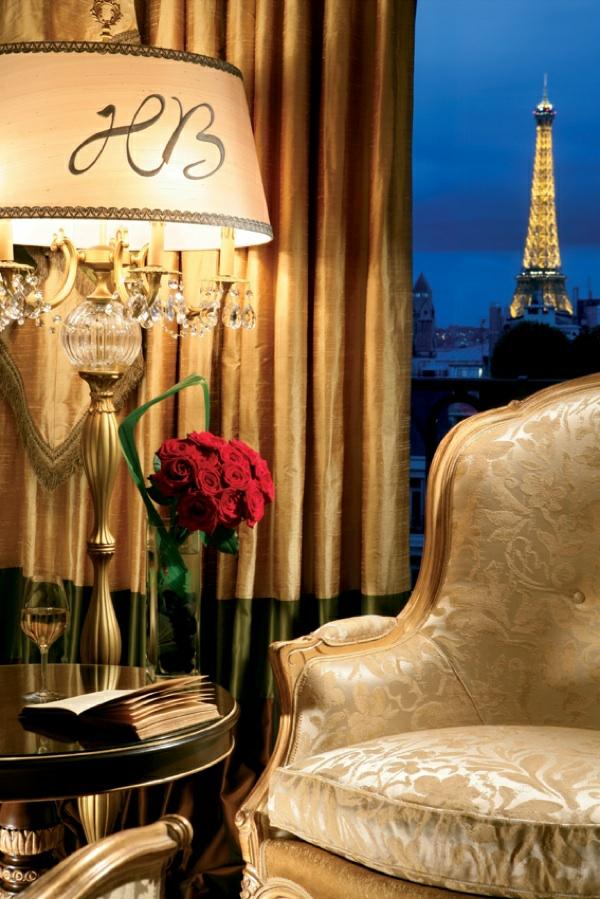 Luxusná stolová lampa z krištáľového saténu Luxusná stolová lampa z krištáľového saténu