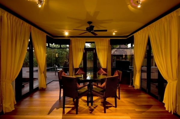 interiér interiéru obývačky moderný dizajn maledivy maldivy obývacia izba interiér zariaďovanie trendového interiéru