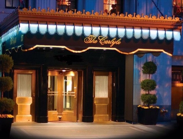 Hotel New York vchod The Carlyle