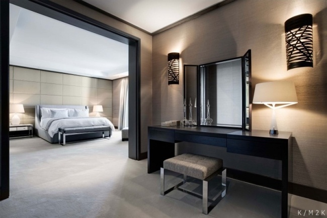 toaletný stolík do zrkadla, nástenné svetlá