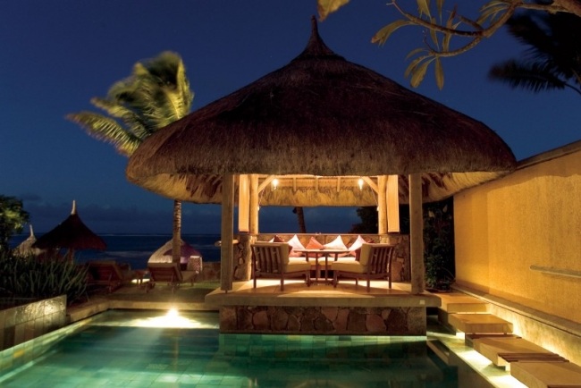 Relaxačné miesta-čistý exotický drevený záhradný altánok s altánkom a bazénom-Constance Belle Mare-Plage Prázdninový rezort, záhradný altánok, záhradný pavilón, terasa, bazén