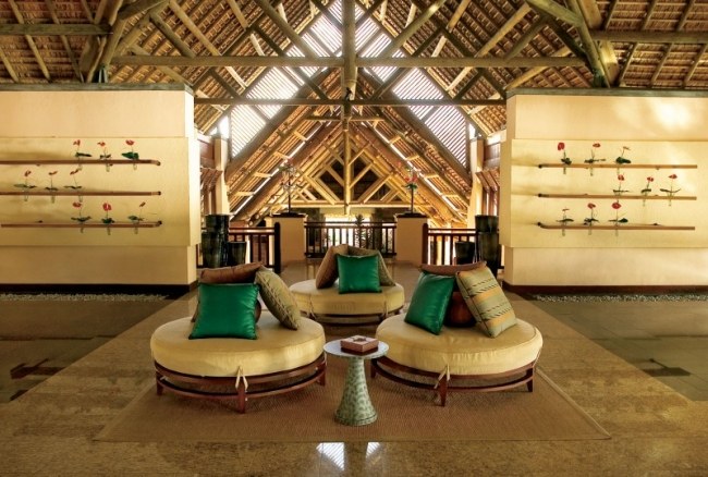 Exkluzívne zariadenie interiéru luxusného rezortu-tradične maurícijská Constance Belle Mare Plage Destinácie Exkluzívne zariadenia luxusného rezortu Interiérový dizajn-tradične maurícijský