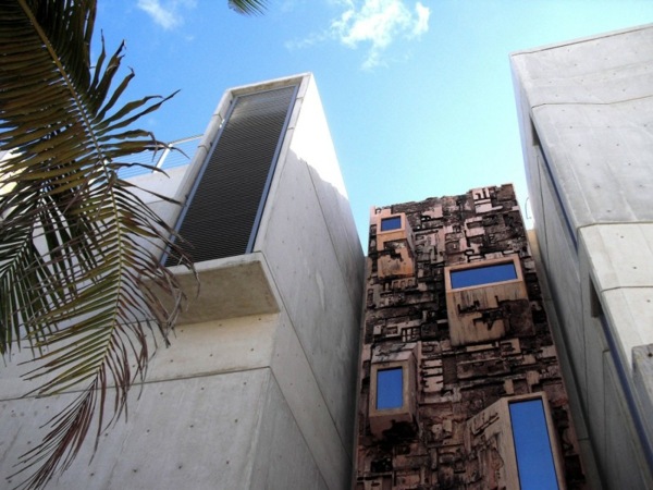 fasáda letného domu modernej architektúry