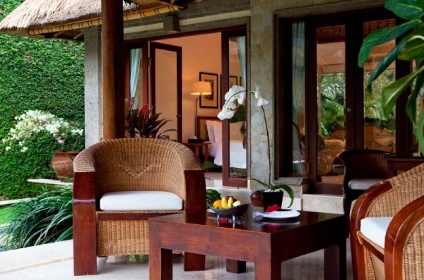 Záhradný nábytok ratanový exkluzívny dizajn vily vonkajšieho nábytku