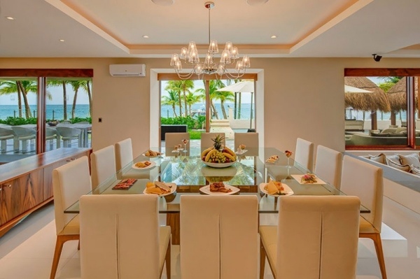 jedálenský stôl prázdninový dom pobrežie exotický moderný luster čalúnený nábytok jedálenský stôl vila pláž exotický trendový luster čalúnený nábytok
