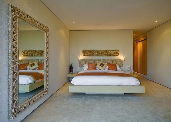 luxusná vila v nástennom zrkadle v Kapskom meste