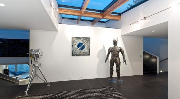 luxusná vila vo vstupnej hale ponúka strešné okná luxusná zámocká vstupná hala svetlíky svetlíky