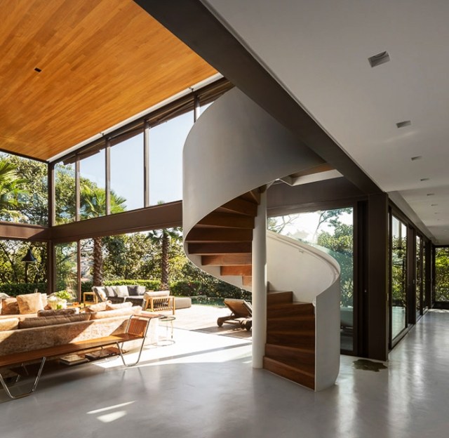 vnútorná architektúra schody dizajn točité schodisko-architektúra Fernanda Marquesa