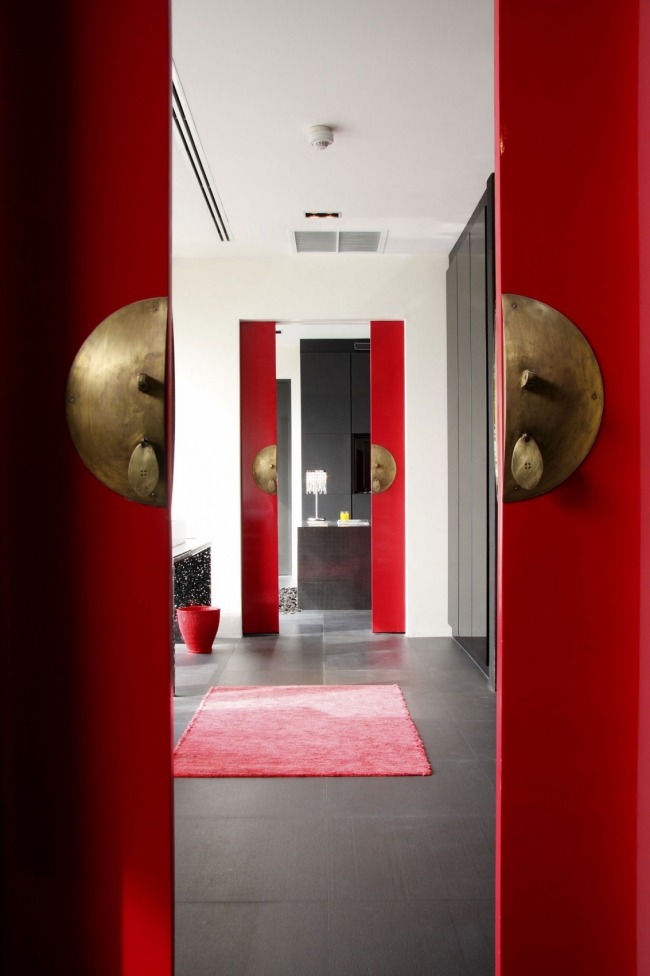 Gong dekorácia dverí červená Exotický nábytok-design hotela Prázdninová vila Thajsko