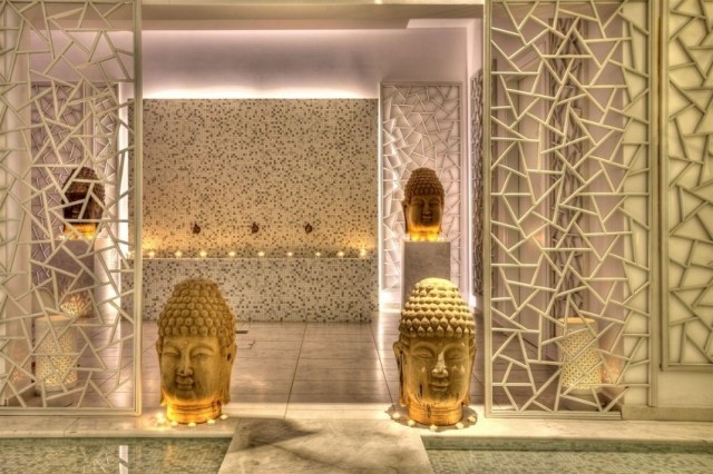 Kúpeľný areál-Budha-Sochy-Zen-Feeling-Grécko-mozaiky