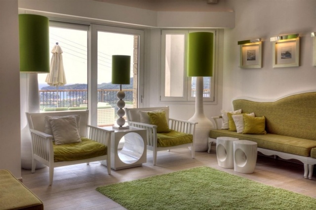 Interiérový dizajn-textúry-pripomínajú-príroda-luxus-prázdninový-komplex