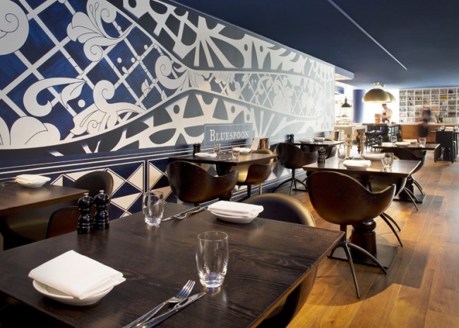 luxusný hotel design marcel putuje amsterdamskou kaviarňou