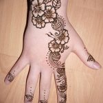 Снимка прости рисунки мехенди от 03.08.2018 №242 - проста рисунка мехенди -