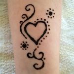 Снимка проста мехенди рисунка от 08/03/2018 №205 - проста рисунка мехенди -