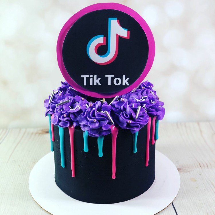 Torta TikTok v čiernej, ružovej a fialovej farbe s logom ako zástrčka
