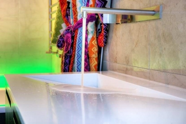 Mezonetový byt moderná kúpeľňa umývadlo Mezonetový byt-moderná kúpeľňa-umývadlo