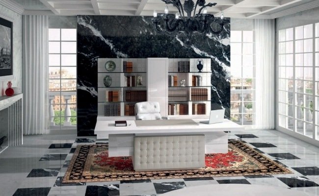 výkonný písací stôl v spodnej časti z bielej prešívanej kože výkonný kancelársky stôl v spodnej časti z bielej prešívanej kože