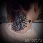 mandala a nyak tetoválásán - fotó példa egy kész tetoválásra 01052016 -ból 15