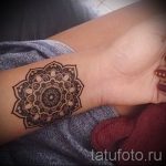 mandala tetoválás a csuklón - fotó példa egy kész tetoválásra 01052016 -ból 8