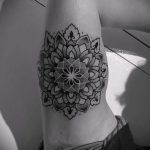 mandala tetoválás a karon - fotó példa egy kész tetoválásra 01052016 34