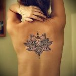 mandala tetoválás a hátlapon - fotó példa a kész tetoválásra 01052016 -ból 5