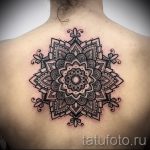 mandala tetoválás a hátulján - fotó példa egy kész tetoválásra a 01052016 37 -ből