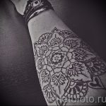 mandala tetoválás a karján - Fotó példa a kész tetoválásra a 01052016 -on 2