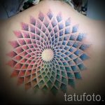 mandala tetoválás a hátán - Fotó példa a kész tetoválásra a 01052016 -on 2