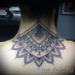 mandala tetoválás a nyakán - Fotó példa a kész tetoválásra a 01052016 -on 1