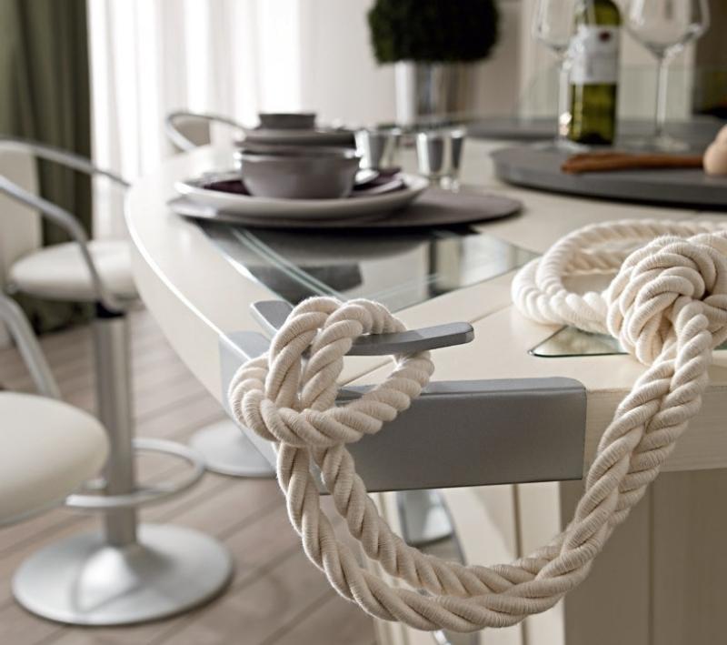 Kuchynský ostrov zdobený lanom - stredomorský nábytok Nápady na dizajn kuchyne pre námorný nábytok