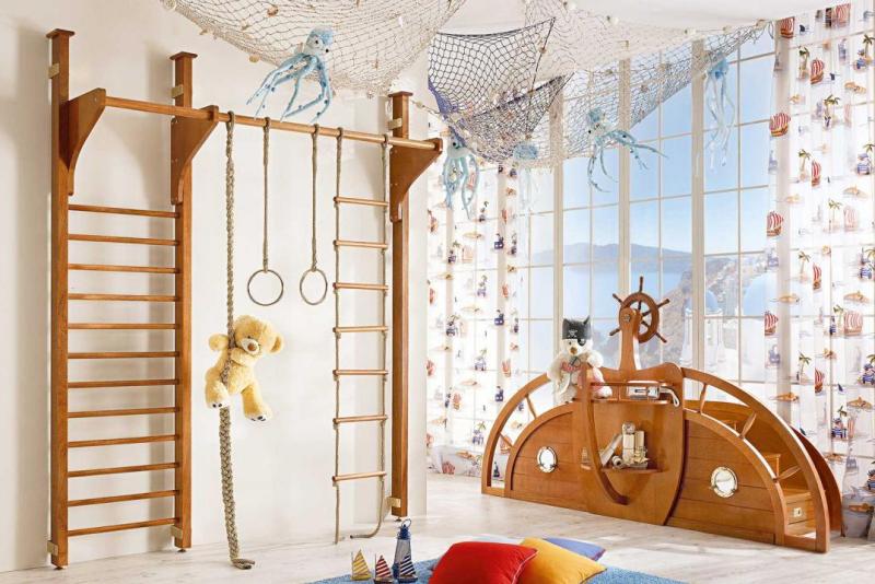 Lezecká stena v detskej izbe - moderný dizajn Námorný nábytok-škôlka-lezecká stena-kormidlo-schody